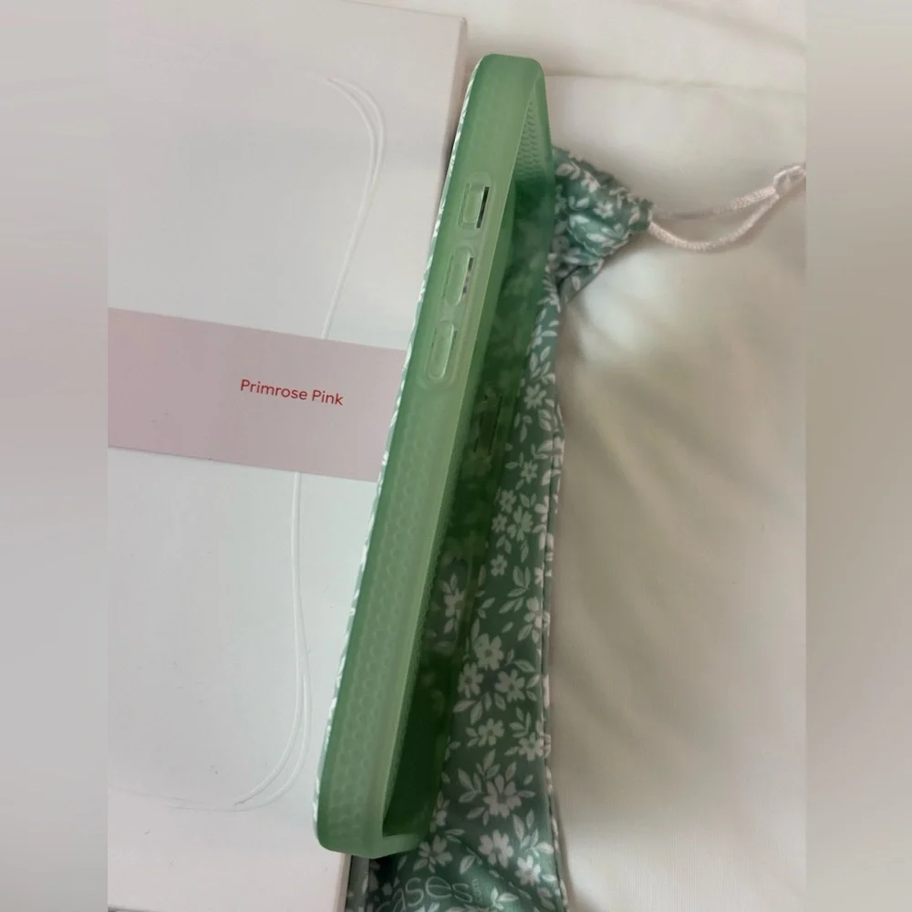 Loopy Case iPhone 16 Pro Sage Floral - Picture 5 of 8